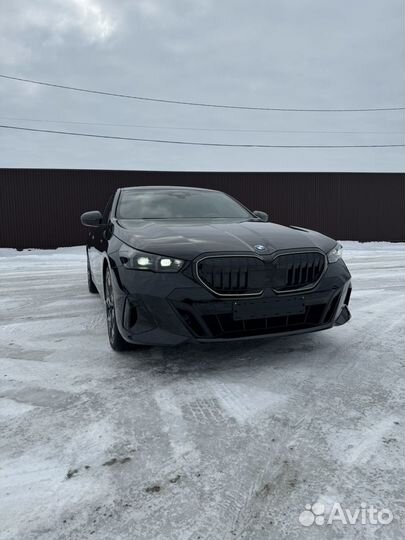 BMW 5 серия 2.0 AT, 2023, 10 500 км