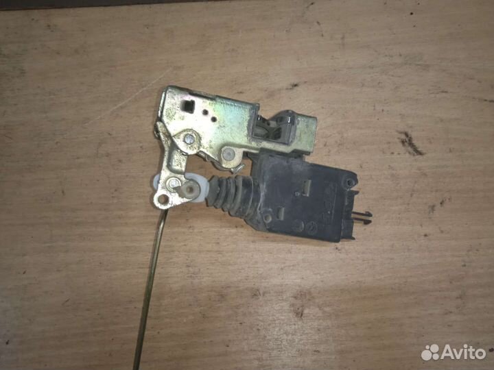 Замок двери передний правый iran khodro samand