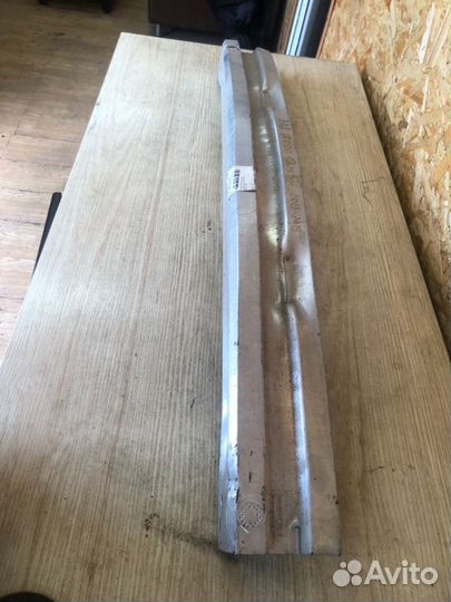 Усилитель бампера задний Audi Audi