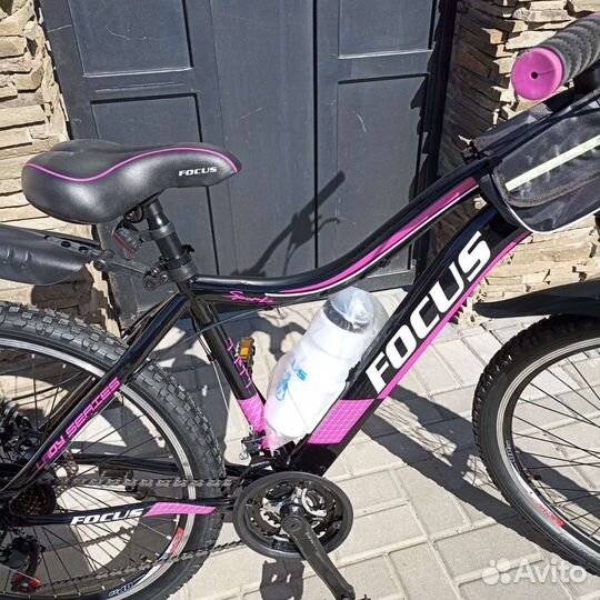 Новые склростные на женской раме26 и 27,5 колеса