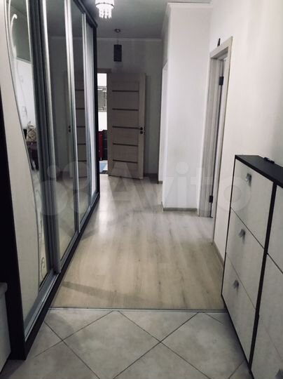 2-к. квартира, 64 м², 2/9 эт.