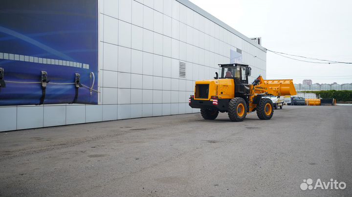 Фронтальный погрузчик Lonking CDM836N, 2023