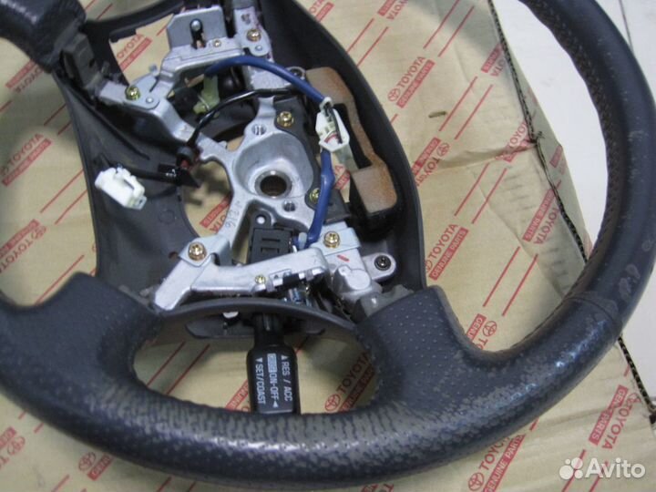 Руль для Toyota Land Cruiser