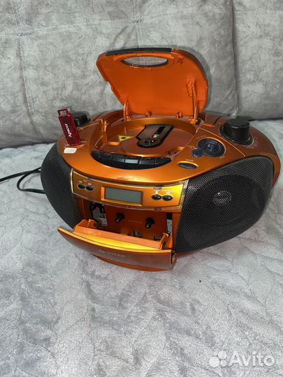 Бумбокс vitek