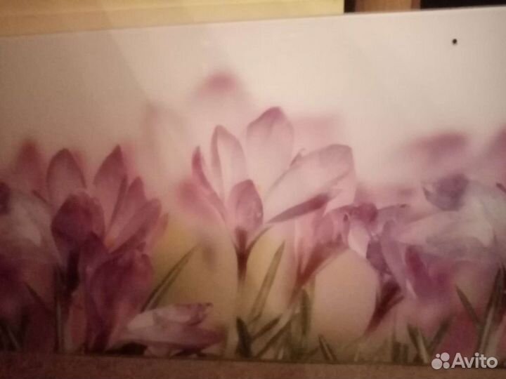 Кухонный фартук из стекла