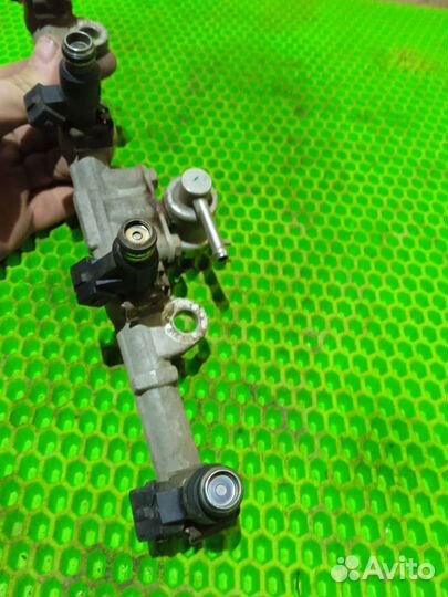 Топливная рампа Geely mk