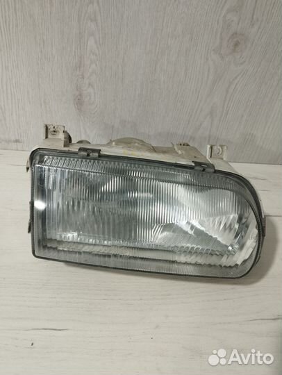 Фара правая Skoda Felicia Шкода Фелиция