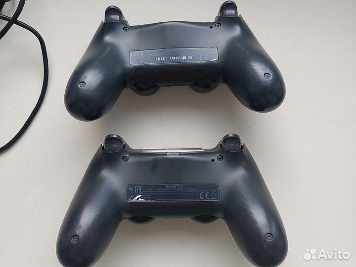 Оригинальный геймпад на ps4