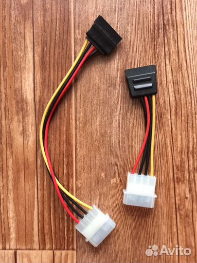 Переходники Molex-SATA