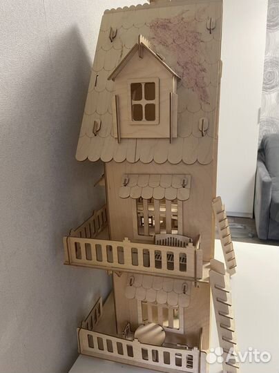 Домик кукольный