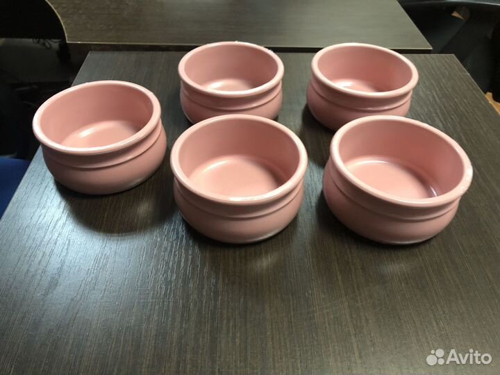 Керамические горшочки и стаканчики