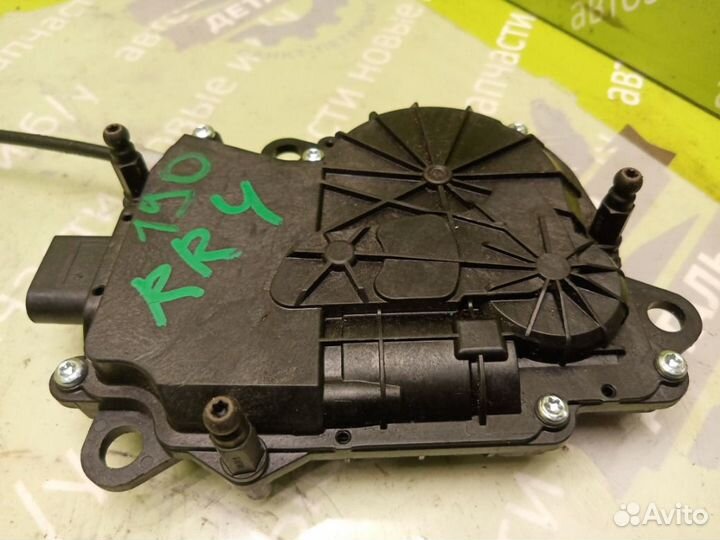 Доводчик двери багажника Land Rover Range Rover