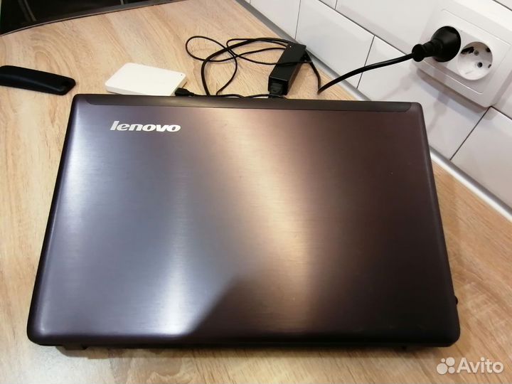 Lenovo ideapad z575