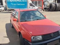 Volkswagen Vento 1.8 MT, 1996, 405 000 км, с пробегом, цена 350 000 руб.