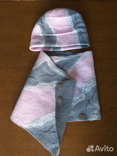 Шапка и нефуляр