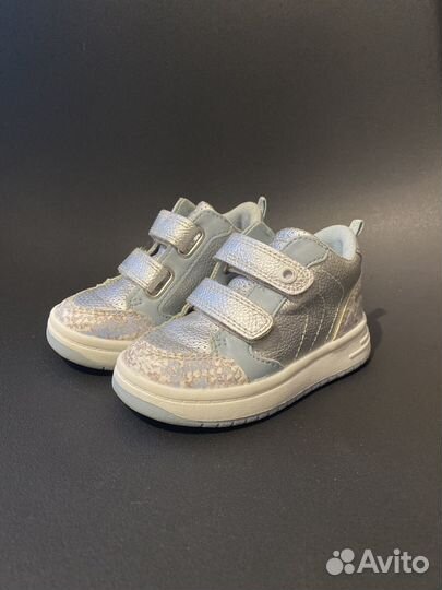 Ботинки кроссовки Tombi 22