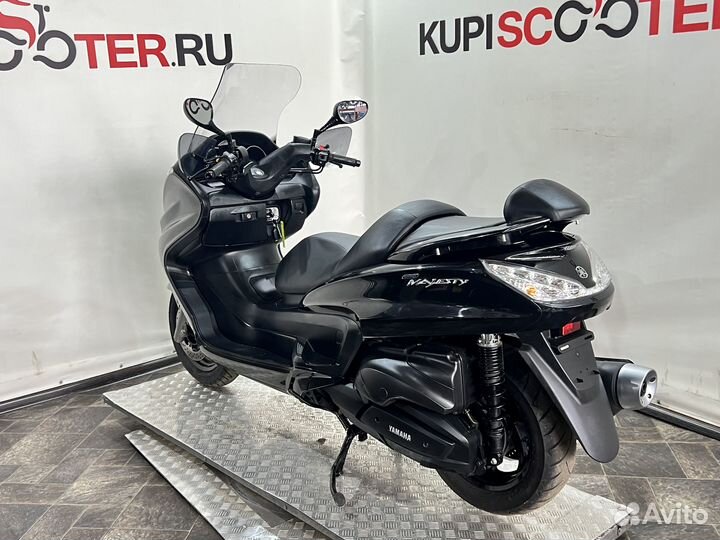 Максискутер Yamaha Majesty 400