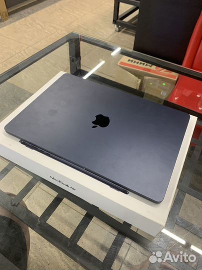 Macbook air 15 m2 8 256