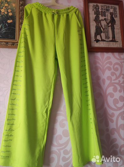 Новый брючный костюм женский 58-62 размера