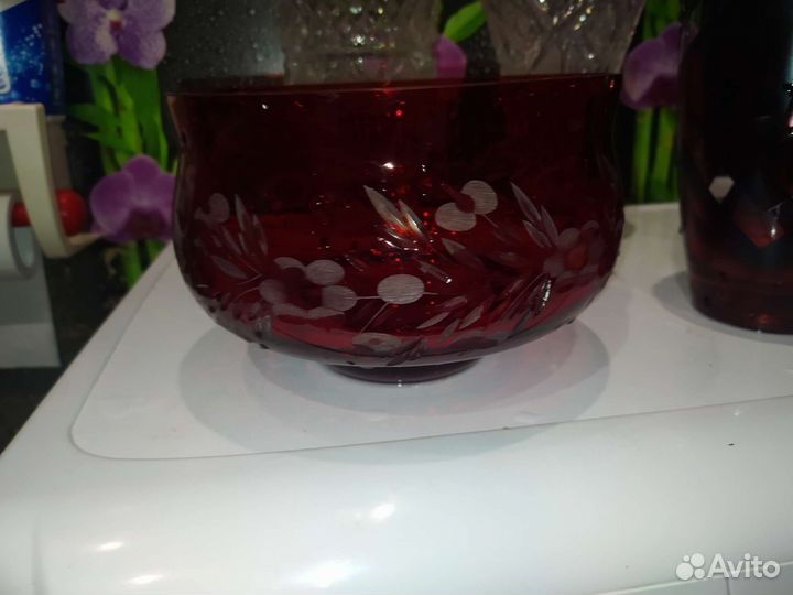 Конфетница из цветного стекла