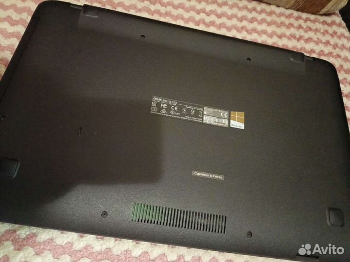 Ноутбук asus