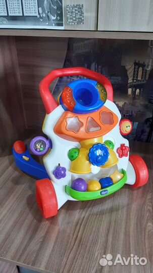 Музыкальные ходунки chicco. Состояние отличное
