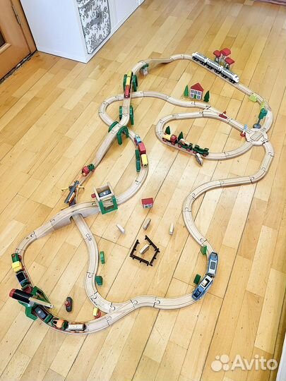 Железная дорога Brio + Икеа (огромный набор)