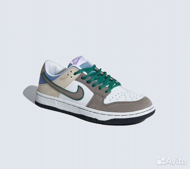 Кроссовки Nike