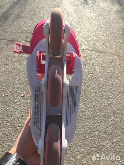 Роликовые коньки