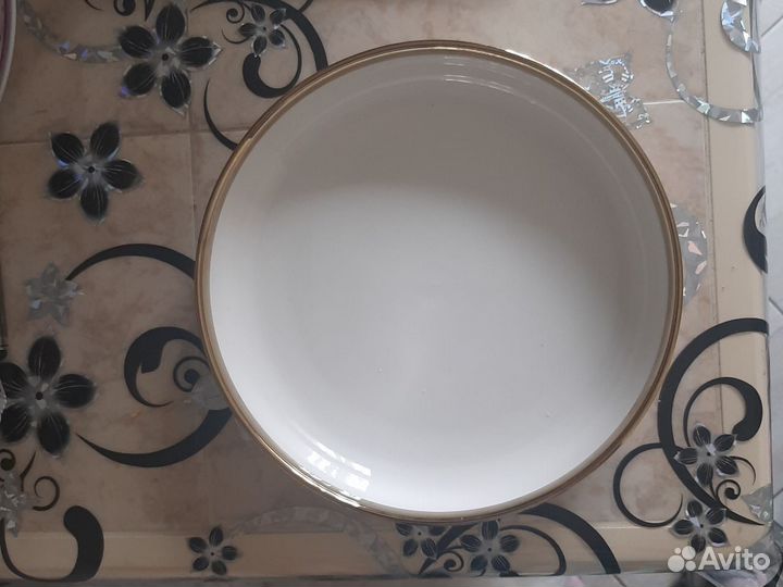 Фарфоровые блюда