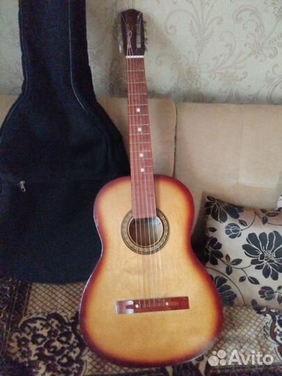 Классическая гитара шестиструнная бу