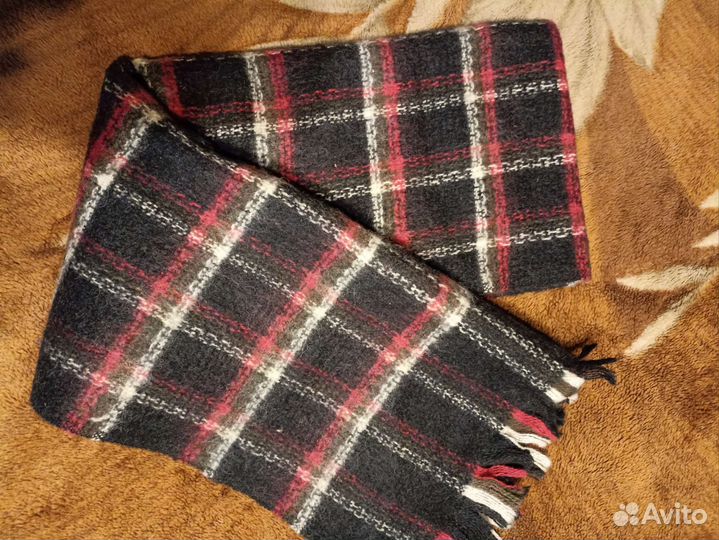 Шарфы (мужской и женский), новые