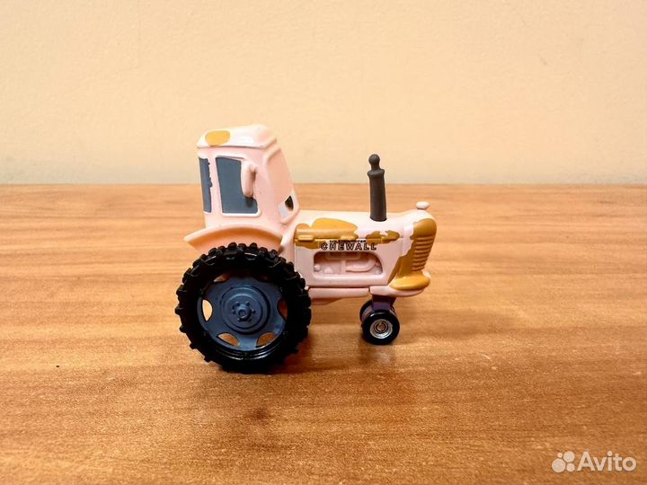 Тачки Cars Tractor