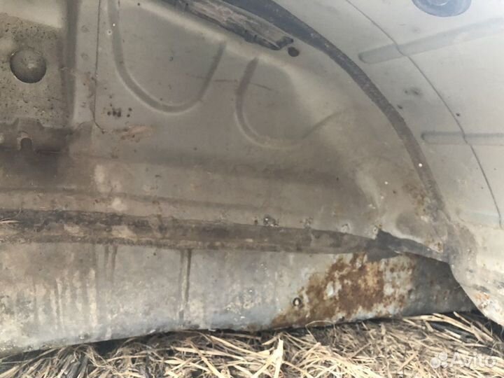 Крыло заднее левое Audi Q7 2005 2015