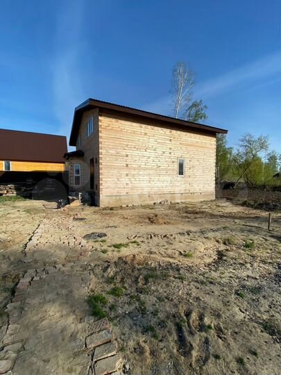 Дом 190 м² на участке 10 сот.