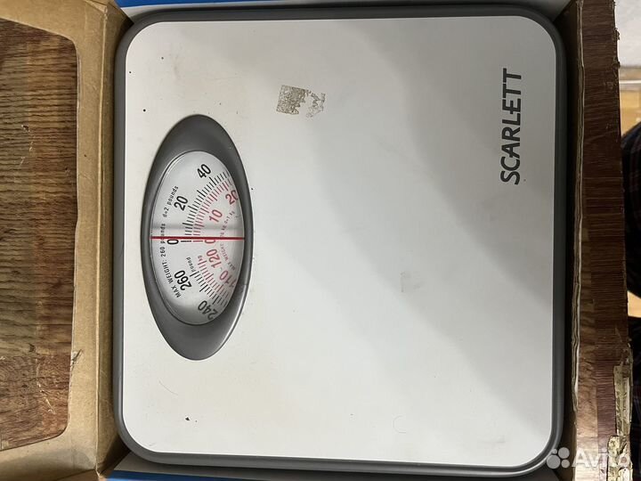 Весы напольные scarlett