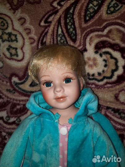 Куклы фарфоровые