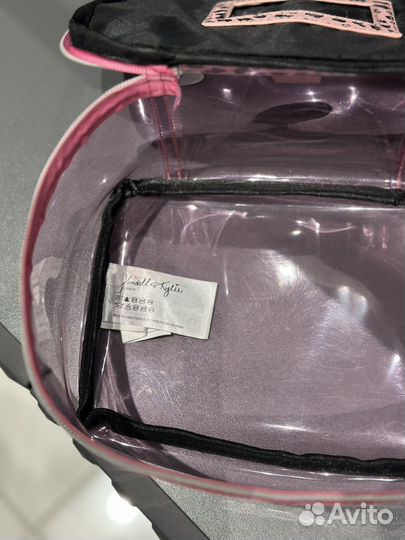 Косметичка Kendall+Kylie