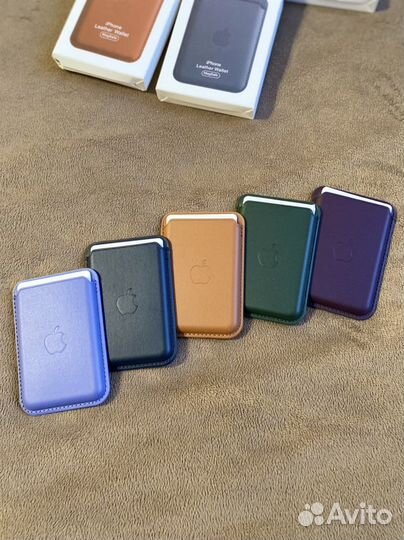 Картхолдер Apple MagSafe Wallet Leather