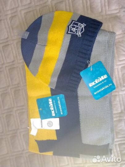 Комплект Шапка, шарф Новый