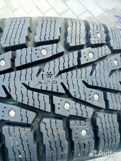 Nokian Tyres Nordman 7 SUV 215/70 R16