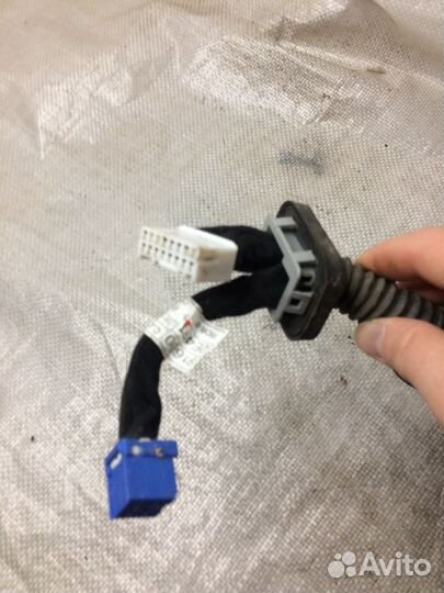 Проводка двери передней левой Хендай Туксон