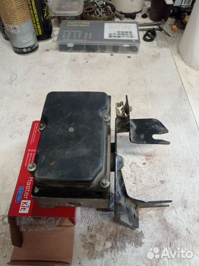 Блок ABS Renault Sandero