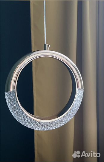 Новые 2 Светильника потолочных