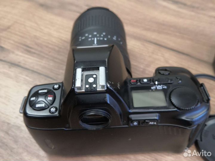 Nikon F-801 AF + Sigma 100-300 mm D 4, 5-6,7 UC