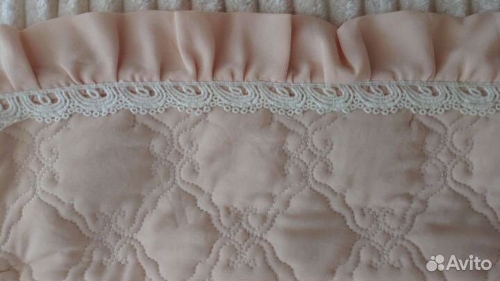 Накидки на диван и кресло