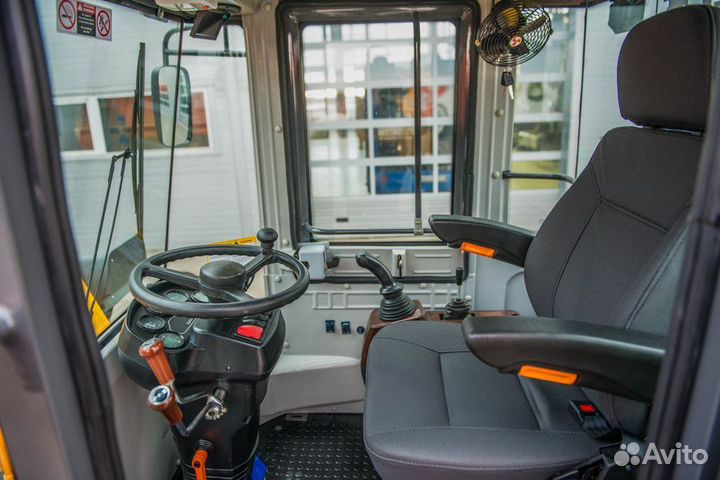 Фронтальный погрузчик Bull SL220, 2022