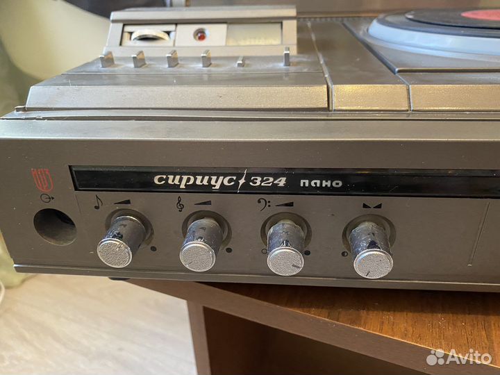 Проигрыватель сириус 324 пано + колонки сириус