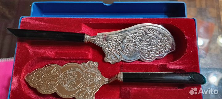 Нож и лопатка для торта