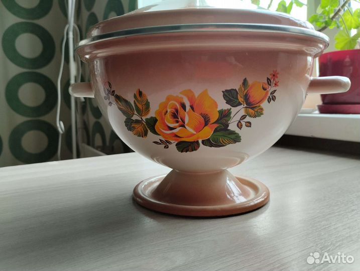 Кастрюля эмалированная СССР новая